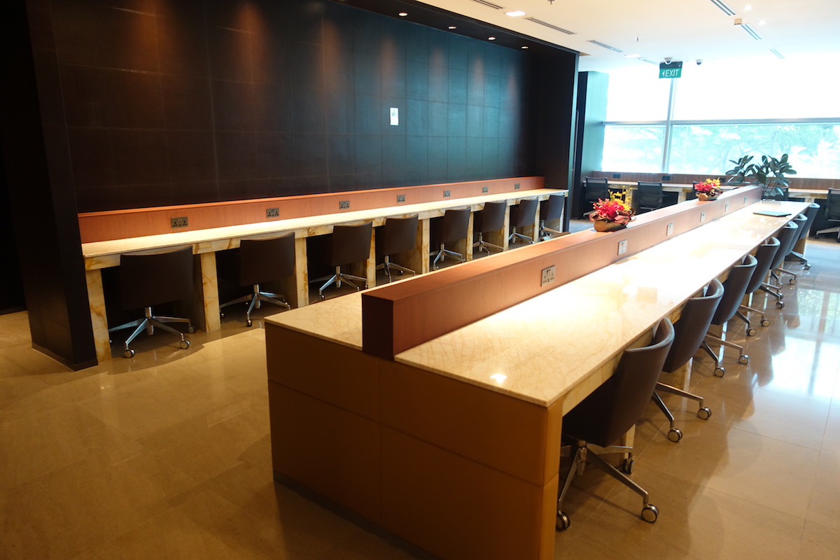 A PICTURE OF BUSINESS LOUNGE BUSINESS CENTER