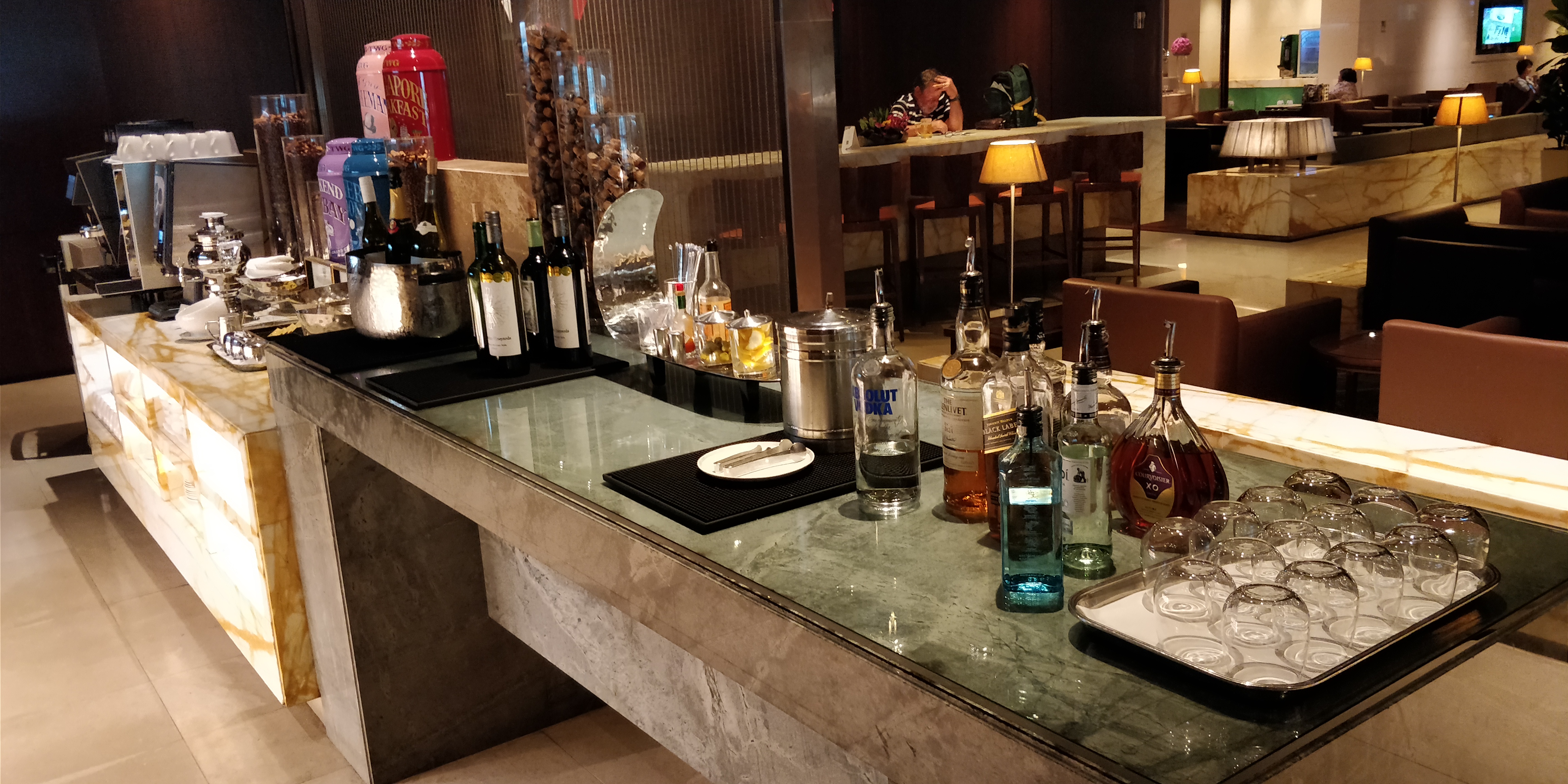 A PICTURE OF DRINKS SECTION SINGAPORE BUSINESS LOUNGE
