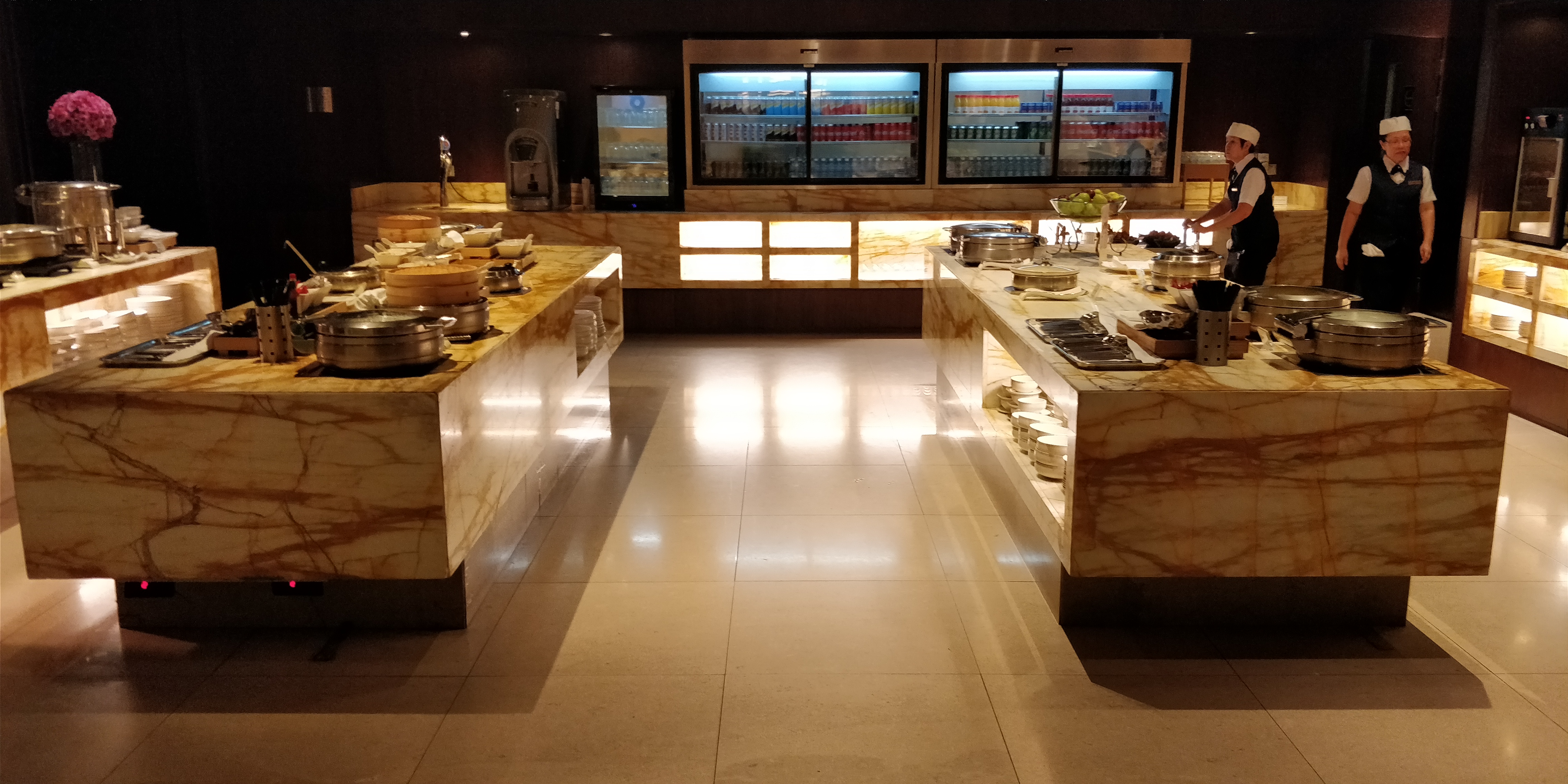 A PICTURE OF SILVERKRIS BUFFET BAR