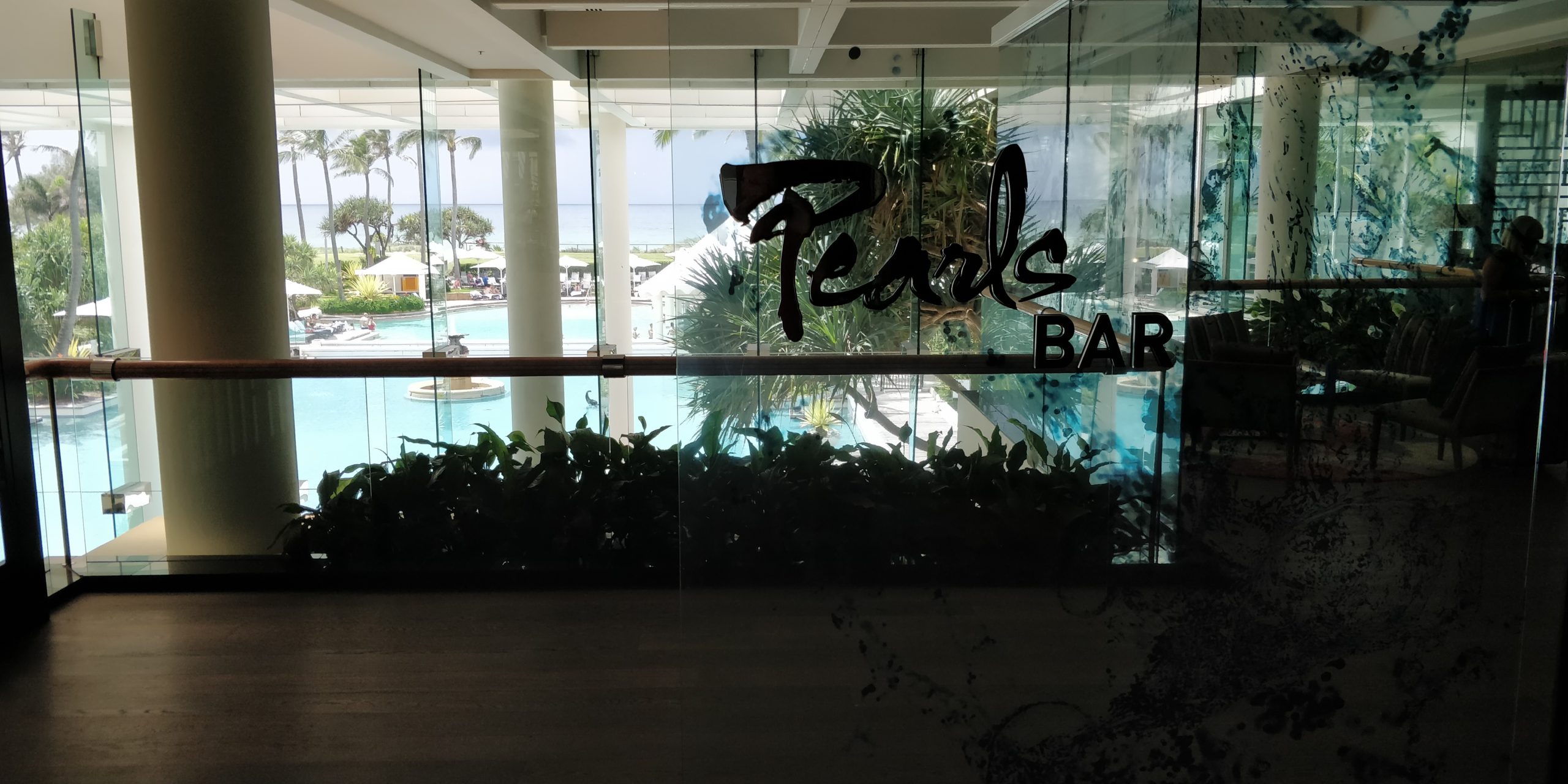 Review the Grand Mirage Resort
picture of the entrance to Pearls Bar