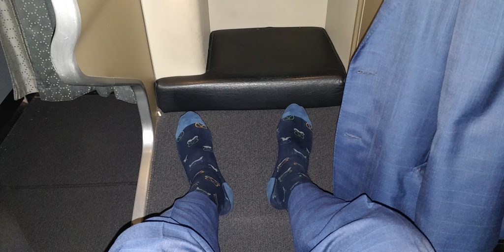 picture showing the seat legroom