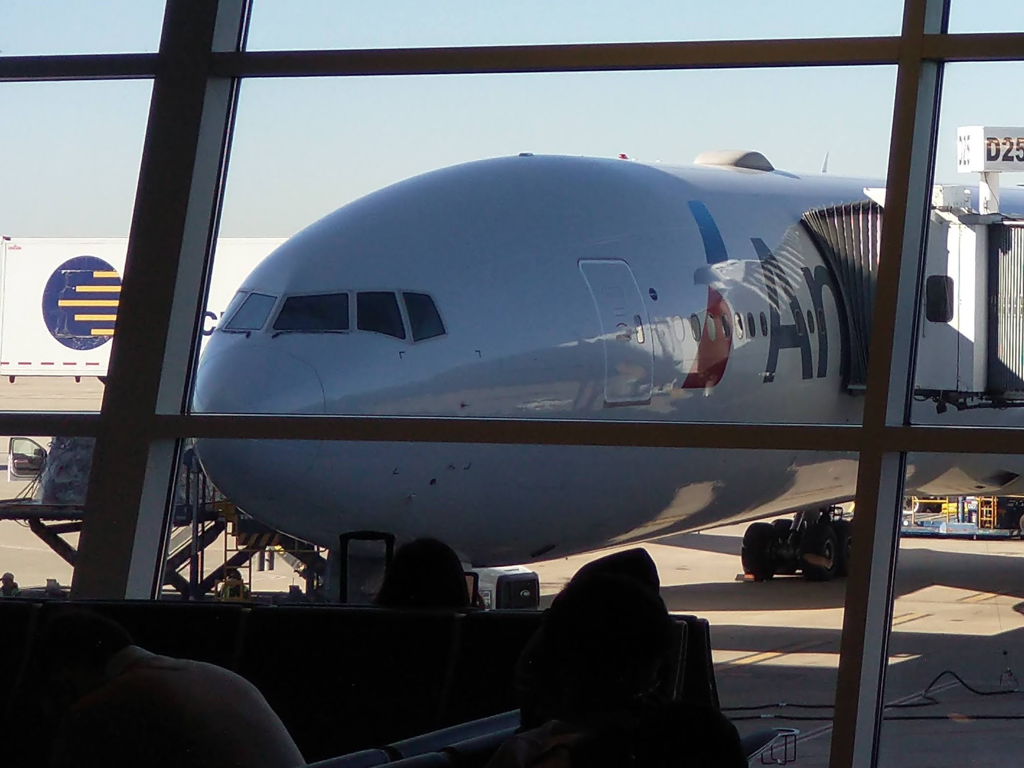 PICTURE OF MY BOEING 777-300 AT THE GATE IN DFW