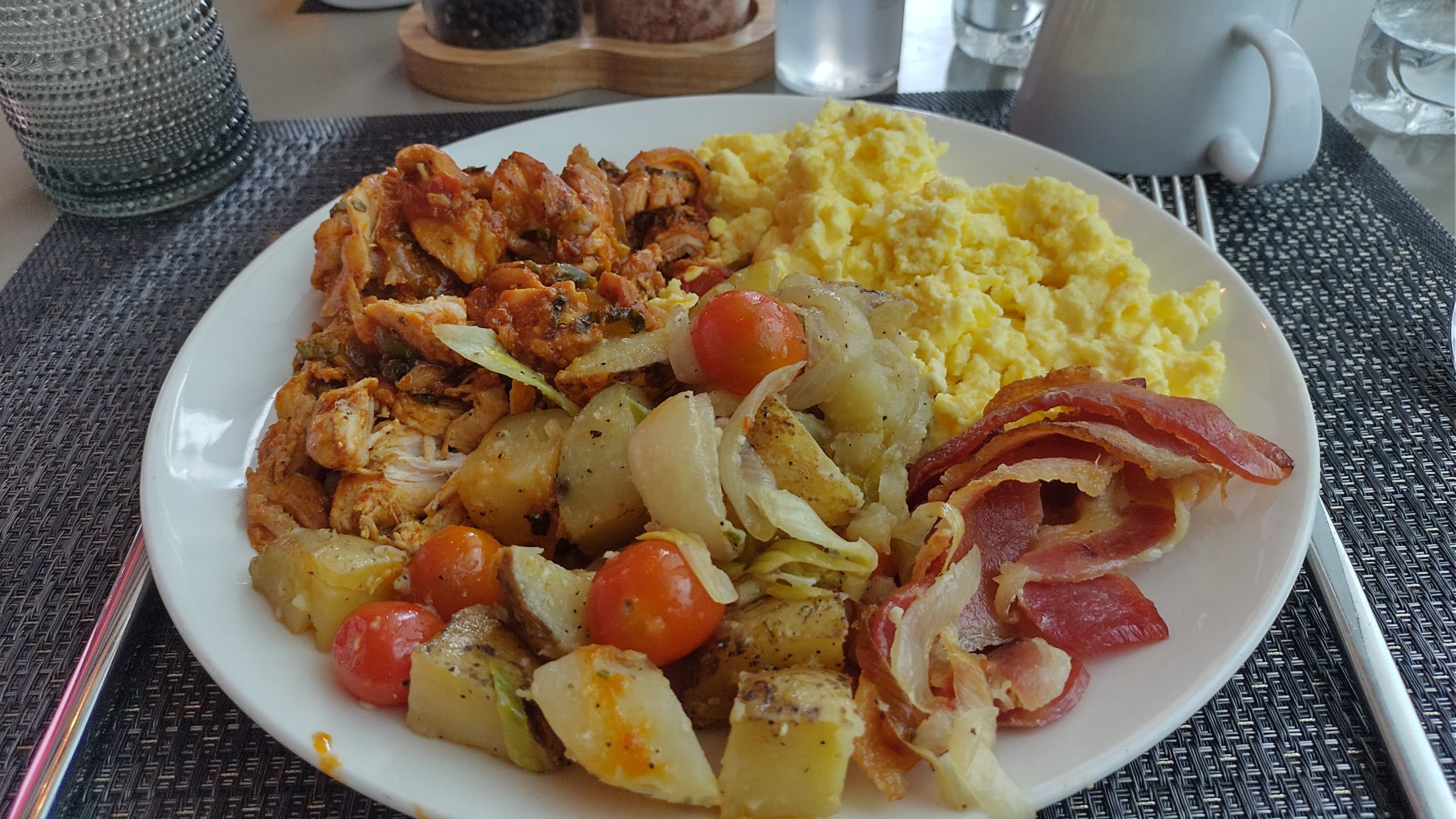picture of a plate with all the fixings on it.