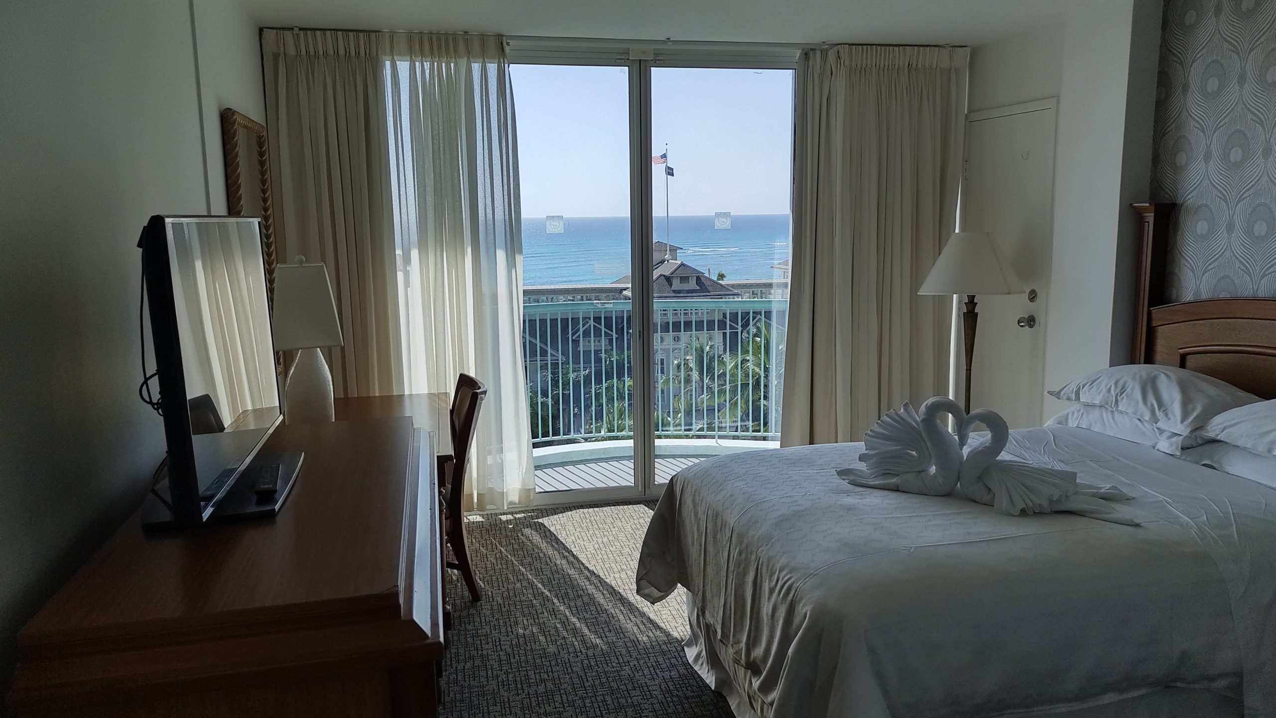 picture of the view form the bedroom lanai.